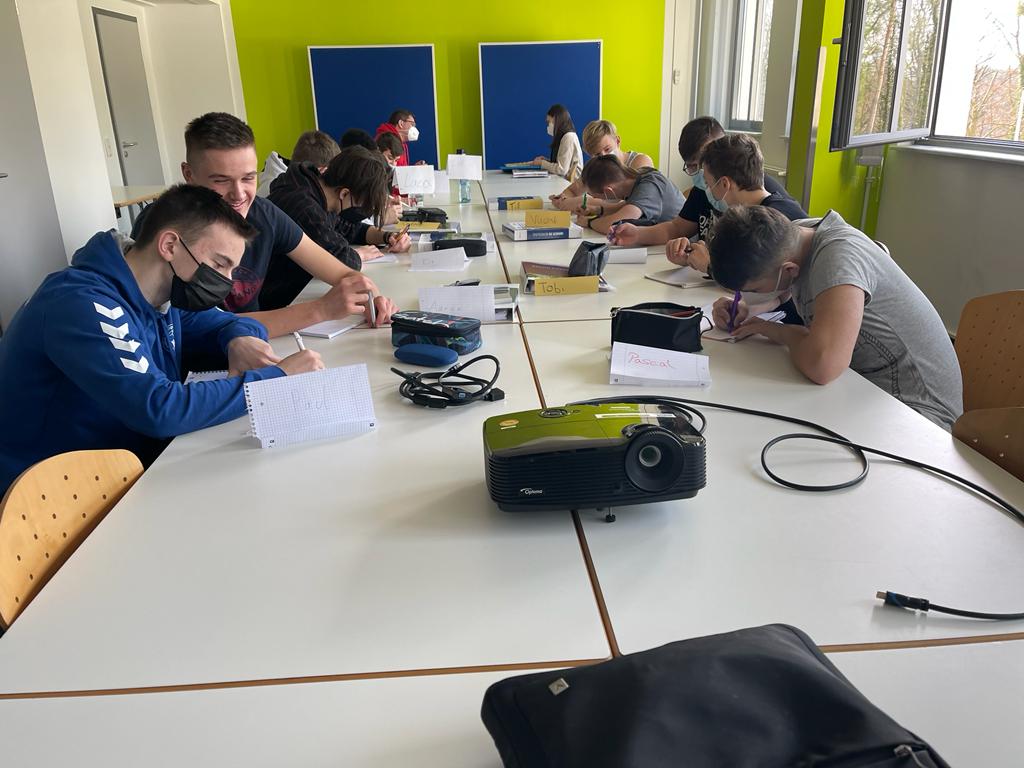 d7f0ad66 0c33 47f6 9440 0757d3c71bd5