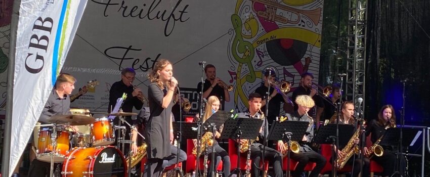 Brecht-Gym-Bad-Freienwalde_Wirtschaftsgemeinschaft_Foto2